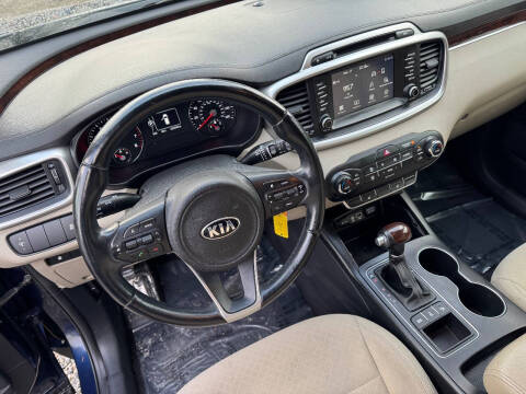 2017 Kia Sorento LX