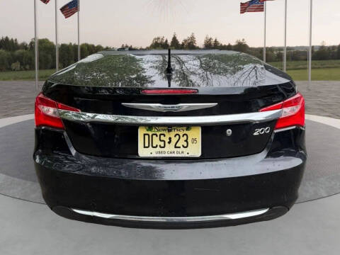 2011 Chrysler 200 Limited