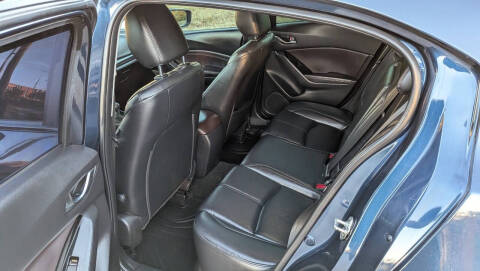 2018 Mazda MAZDA3 Touring