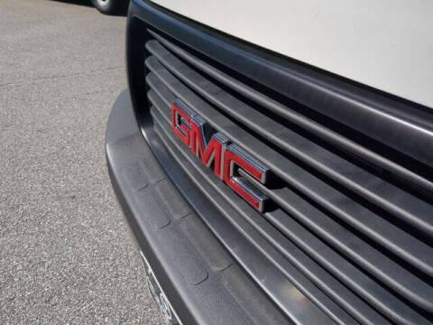2025 GMC Savana 2500