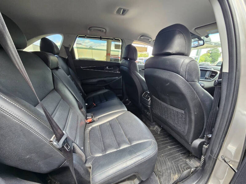 2017 Kia Sorento EX