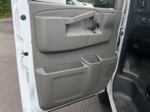 2025 Chevrolet Express 2500