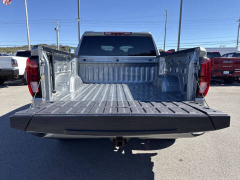 2025 GMC Sierra 1500 Elevation Standard