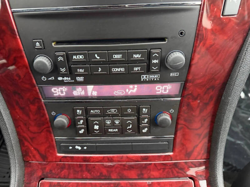 2012 Cadillac Escalade Luxury