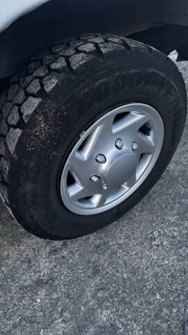 2010 Ford E-Series E-150