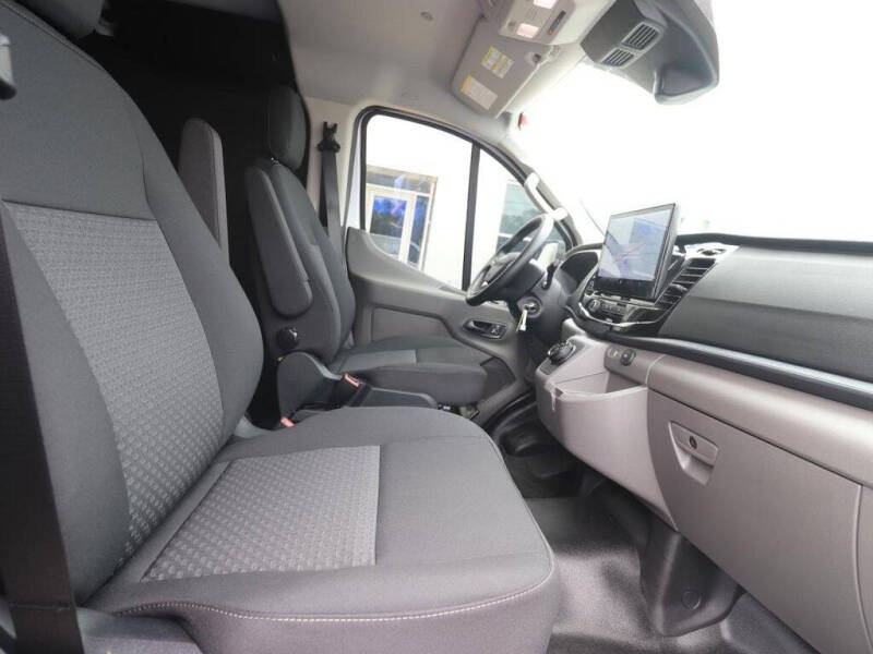 2023 Ford E-Transit
