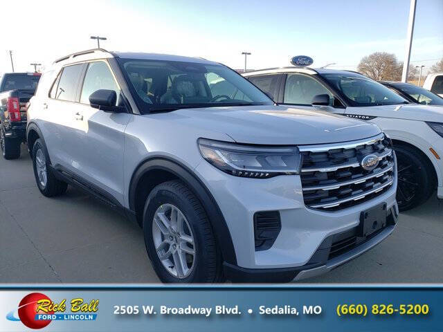 2026 Ford Explorer Active's photo