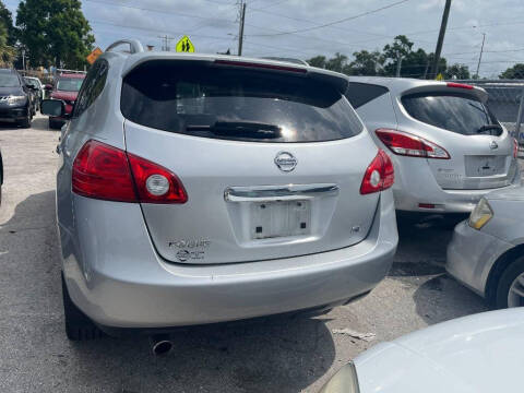 2012 Nissan Rogue S