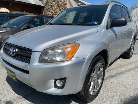 2009 Toyota RAV4 for sale at Bobbys Used Cars in Charles Town WV