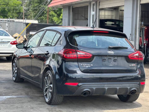 2016 Kia Forte5 SX