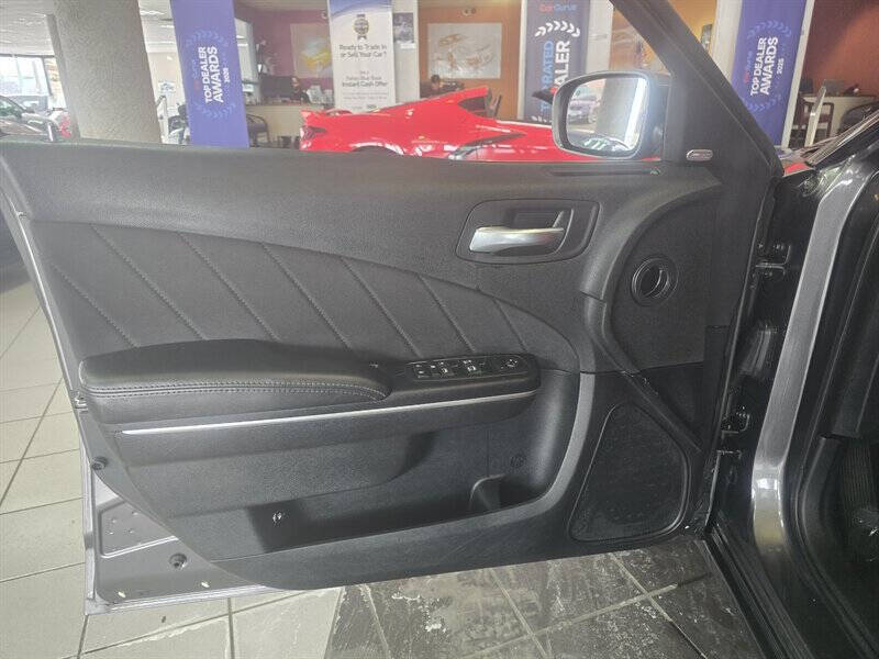 2016 Dodge Charger R/T