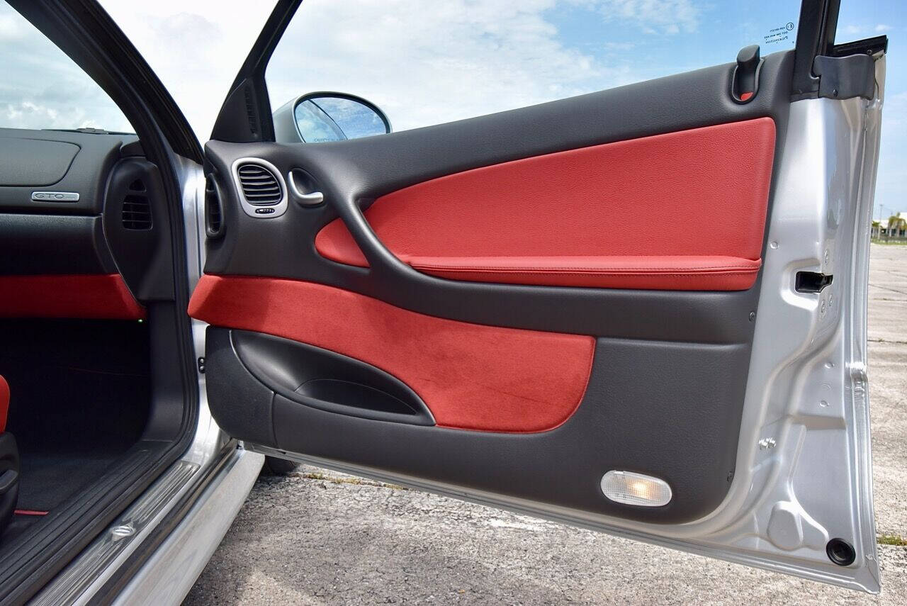 2006 Pontiac GTO 38