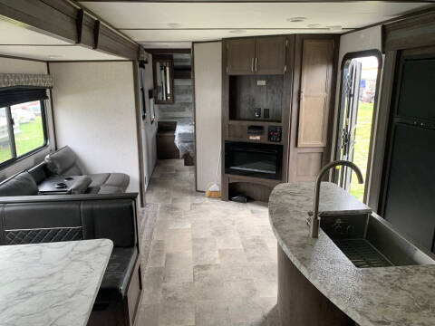 2020 Dutchmen Coleman Lantern 337BH