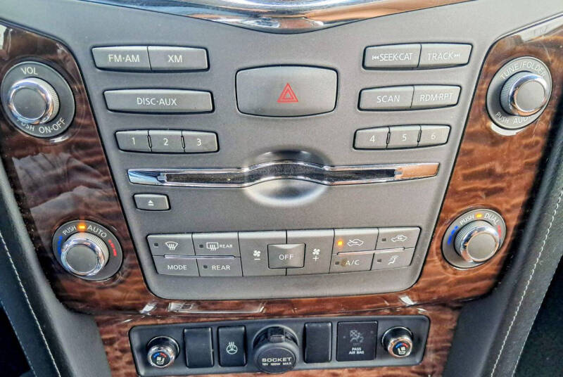 2017 Nissan Armada Platinum