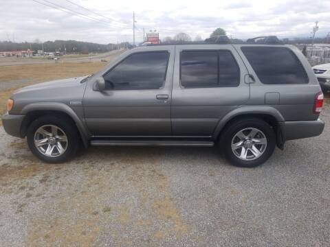 2004 Nissan Pathfinder for sale at CAR-MART AUTO SALES in Maryville TN