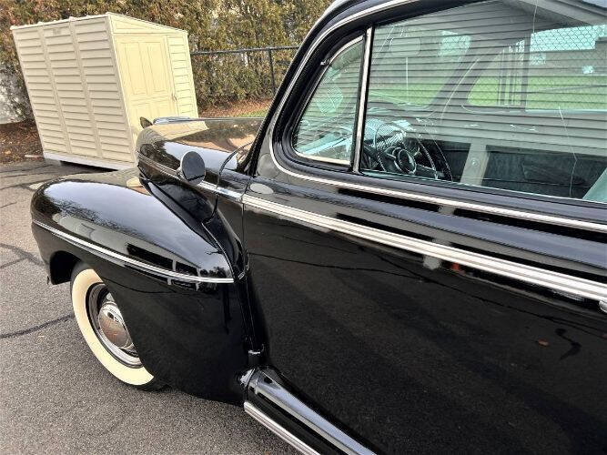 1946 Ford Super Deluxe