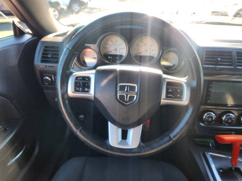 2012 Dodge Challenger SXT