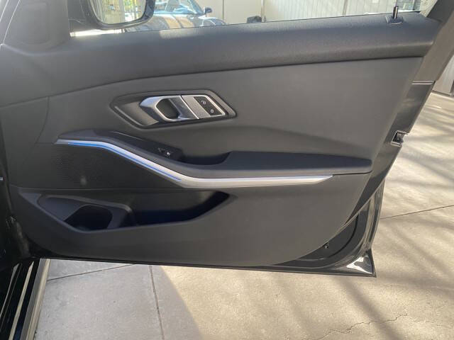 2021 BMW 3 Series 330e xDrive