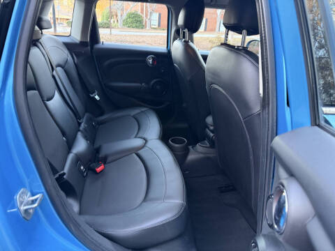 2017 MINI Hardtop 4 Door Cooper