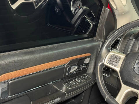 2014 RAM 1500 Laramie