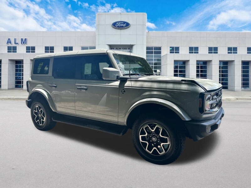 2026 Ford Bronco Outer Banks