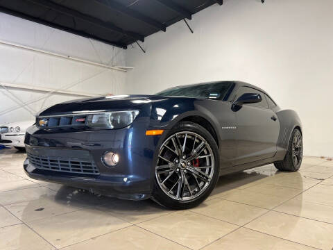 2015 Chevrolet Camaro for sale at ROADSTERS AUTO in Houston TX
