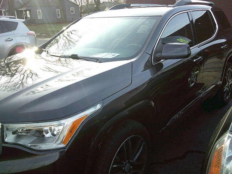 2017 GMC Acadia Denali