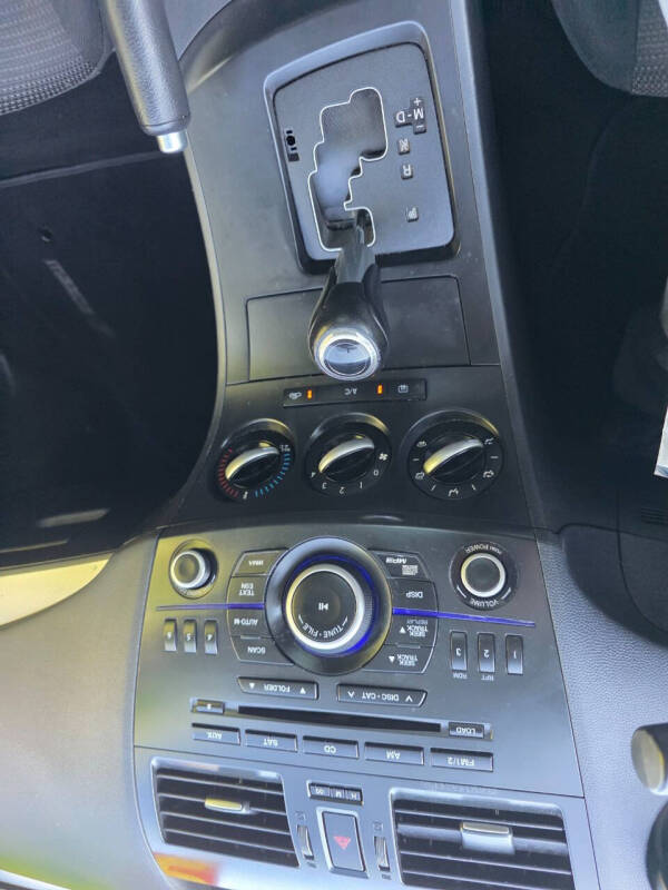 2012 Mazda MAZDA3 i Touring