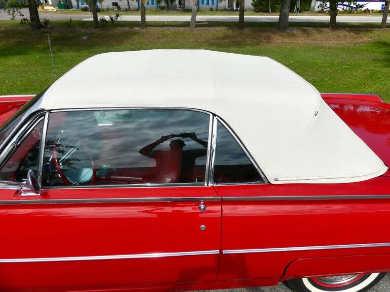 1962 Ford Thunderbird