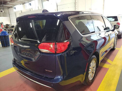 2020 Chrysler Pacifica Touring