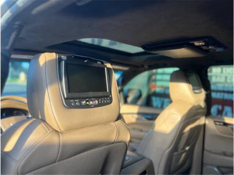 2018 Cadillac Escalade Platinum