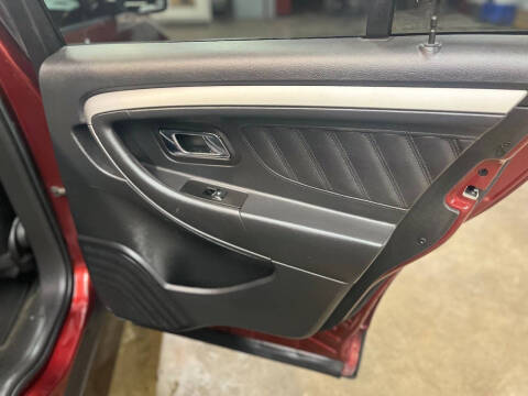 2014 Ford Taurus SEL