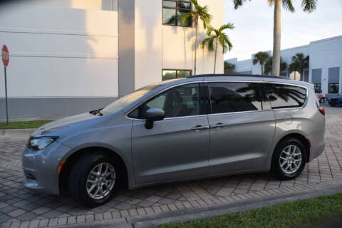 2017 Chrysler Pacifica Touring