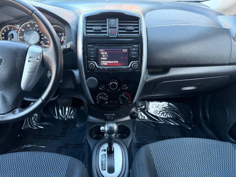 2017 Nissan Versa Note SV