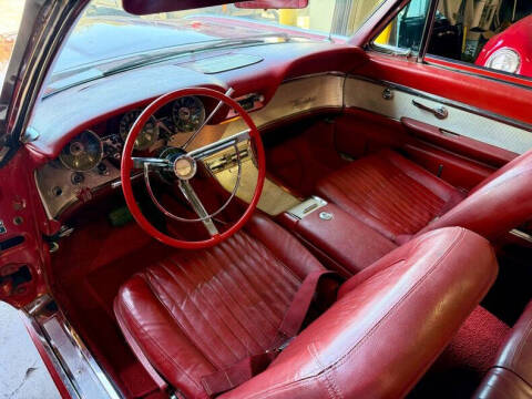 1962 Ford Thunderbird