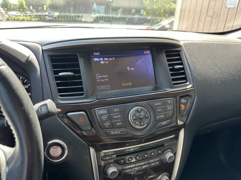 2015 Nissan Pathfinder