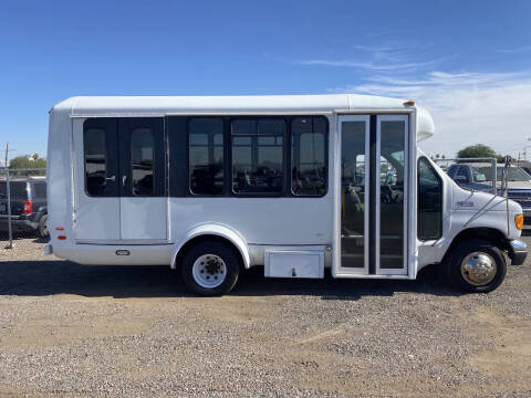2005 Ford E-Series E-350 SD