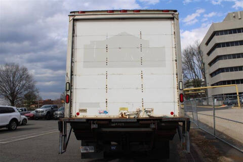 2013 Freightliner M2 106