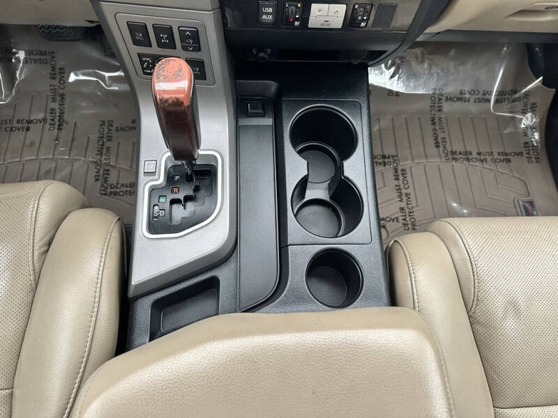 2013 Toyota Sequoia Platinum