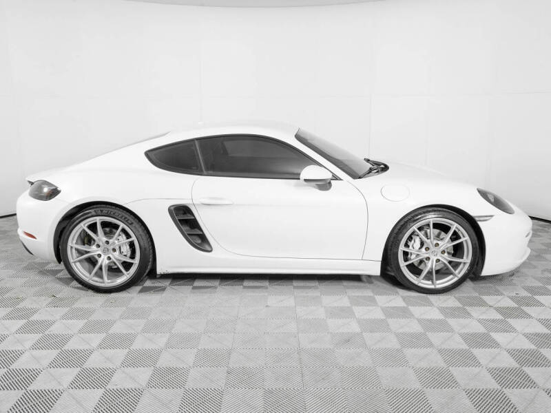 2019 Porsche 718 Cayman