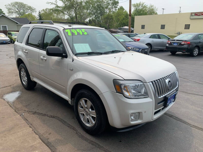 2009 Mercury Mariner for sale at DISCOVER AUTO SALES in Racine WI