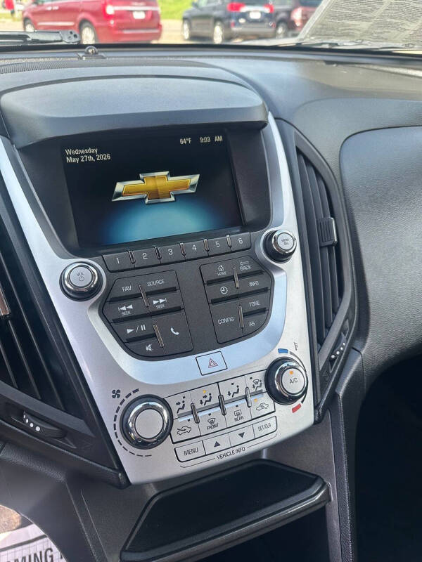 2017 Chevrolet Equinox LS - Photo 9