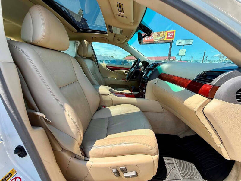 2007 Lexus LS 460