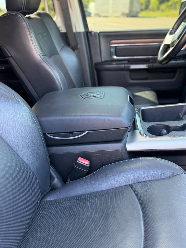 2017 RAM 1500 Laramie