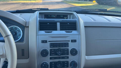 2011 Ford Escape XLT