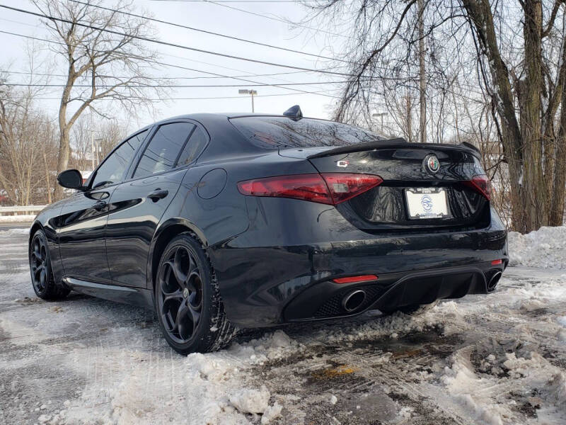2017 Alfa Romeo Giulia Ti