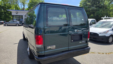 2009 Ford E-Series E-350 SD XL