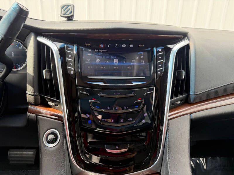 2018 Cadillac Escalade ESV Luxury