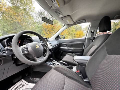 2019 Mitsubishi Outlander Sport ES