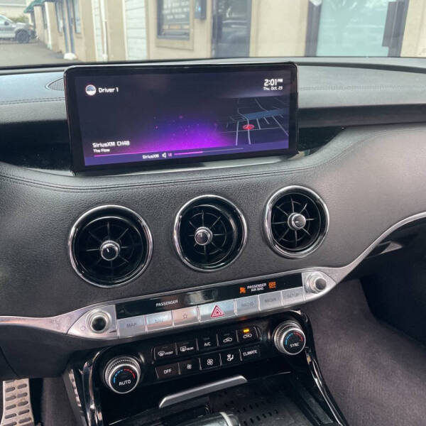 2022 Kia Stinger GT-Line